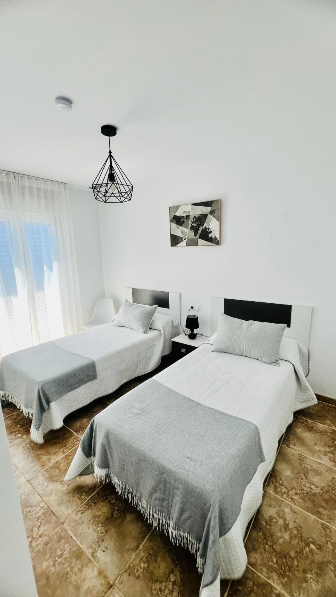 Altos De Jerez & Parking Privado Apartment เฮเรซ เด ลาฟรอนเตรา ภายนอก รูปภาพ