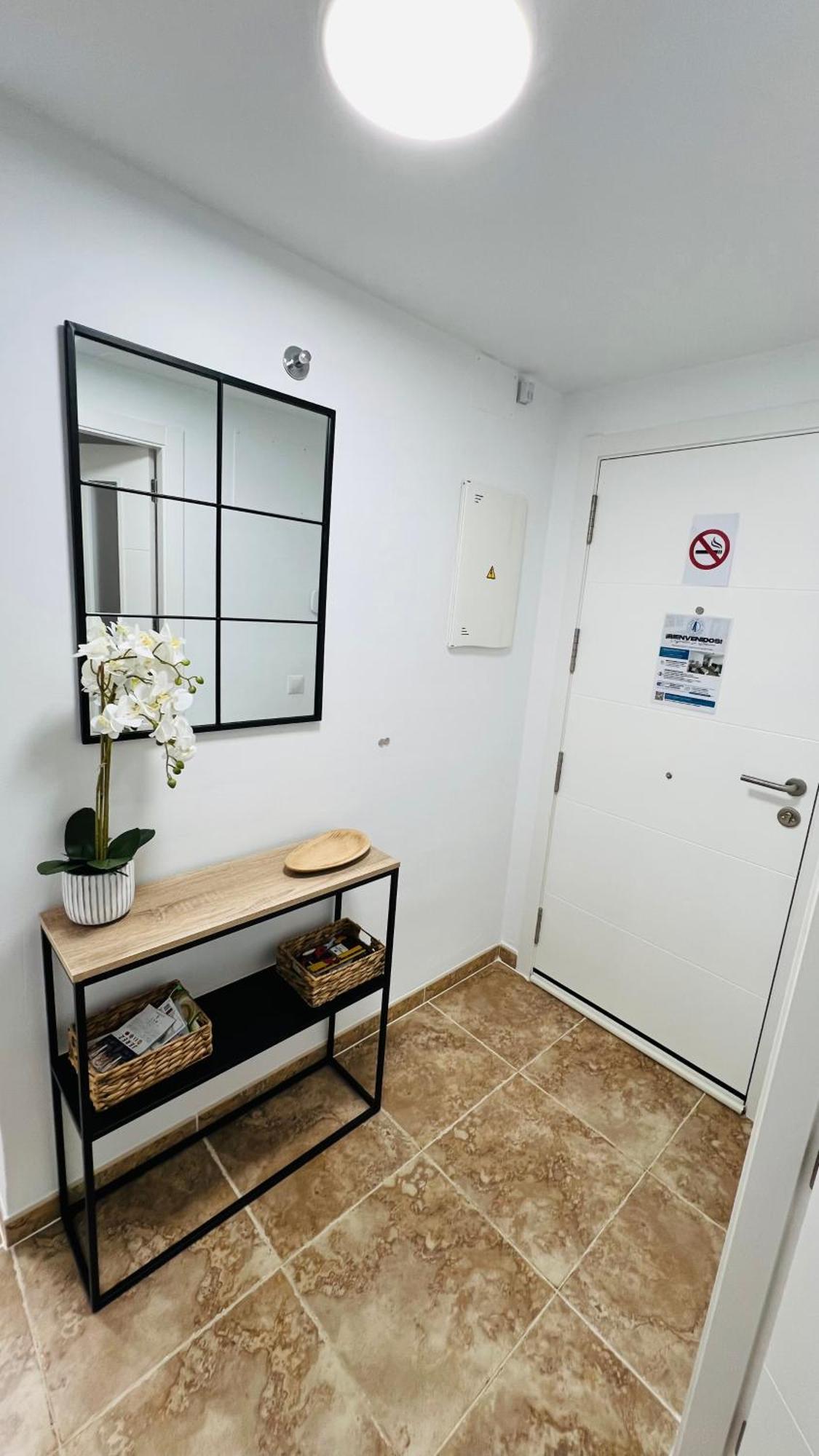 Altos De Jerez & Parking Privado Apartment เฮเรซ เด ลาฟรอนเตรา ภายนอก รูปภาพ